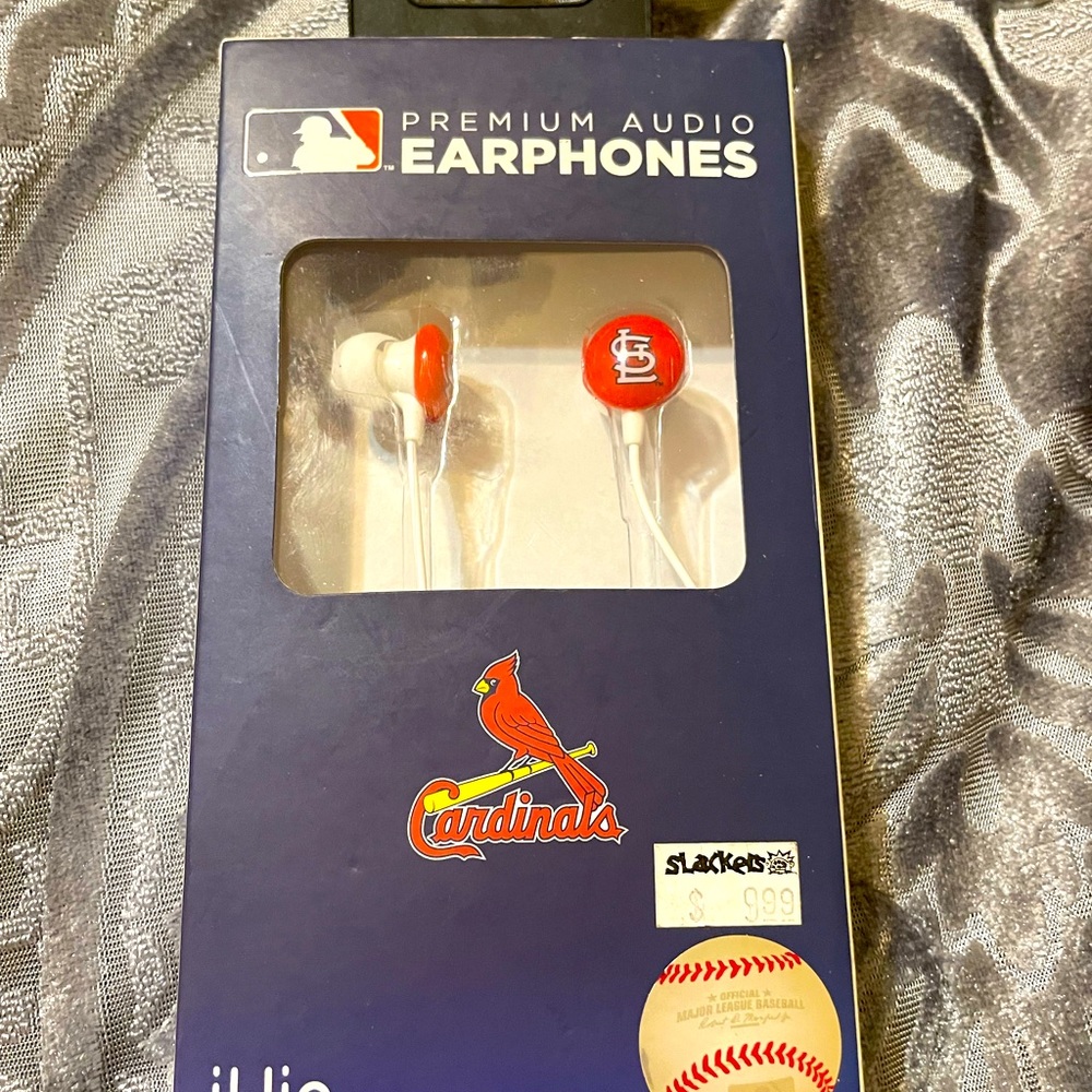 Cardinals Earphones